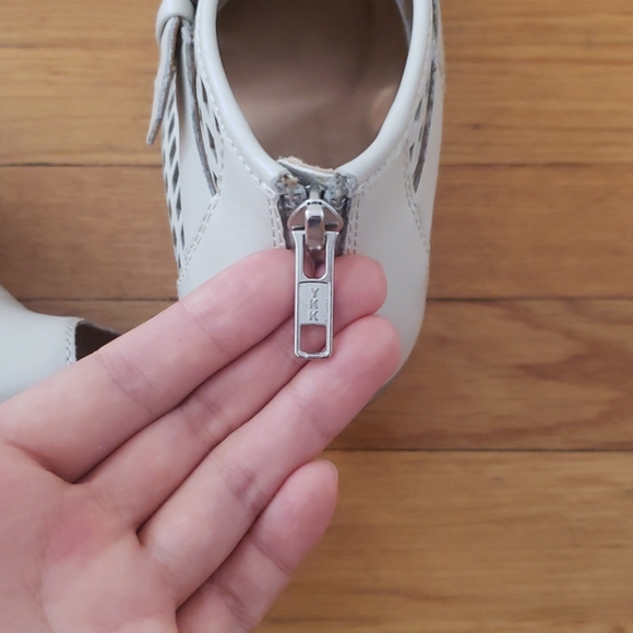 Earth off white sandals - Picture 6 of 6